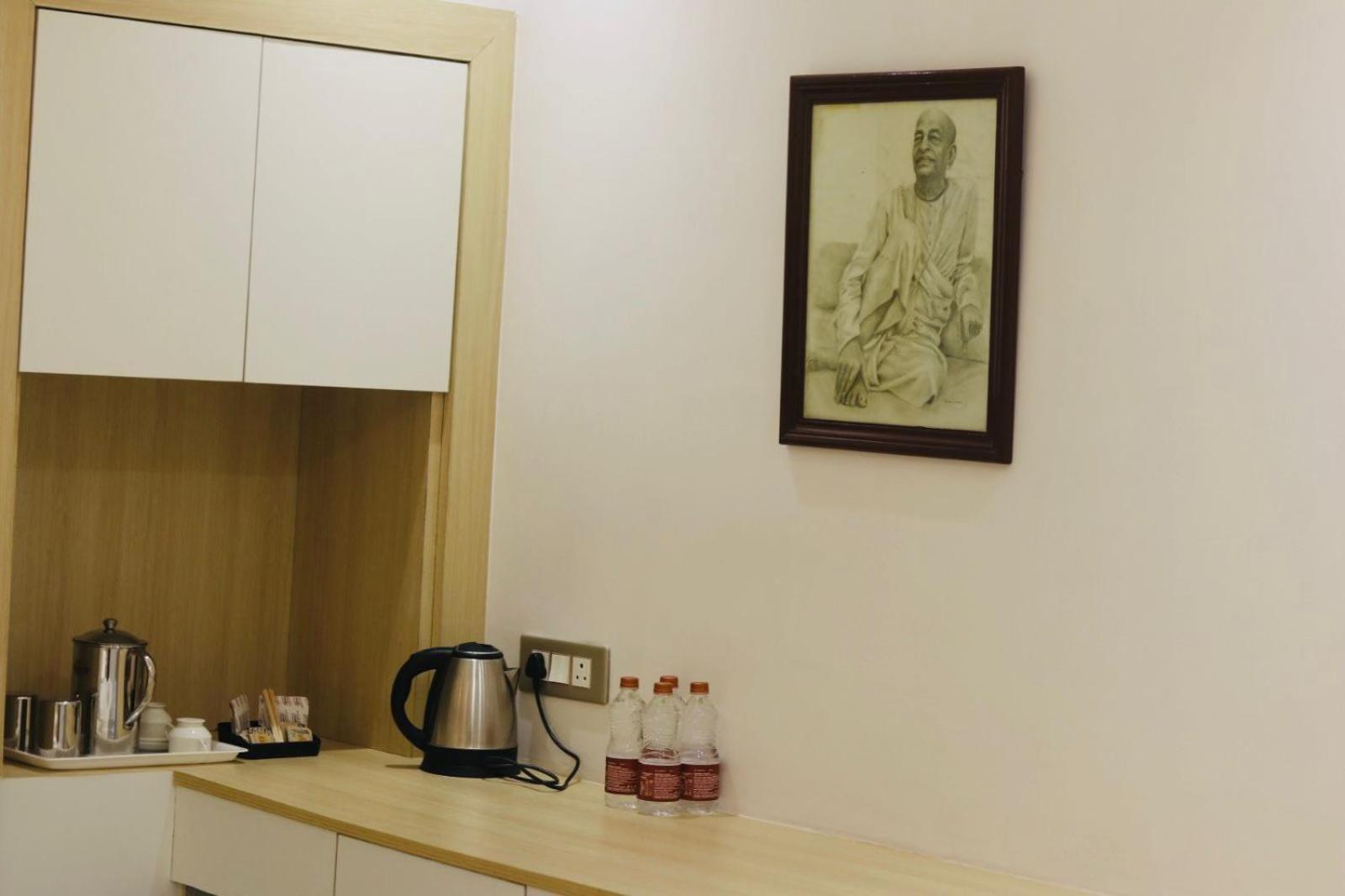 Mvt Guesthouse & Restaurant Vrindāvan المظهر الخارجي الصورة