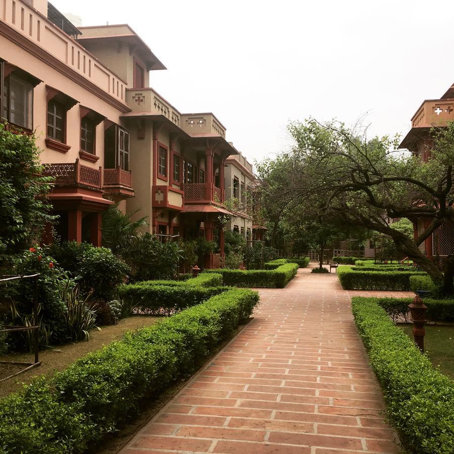 Mvt Guesthouse & Restaurant Vrindāvan المظهر الخارجي الصورة