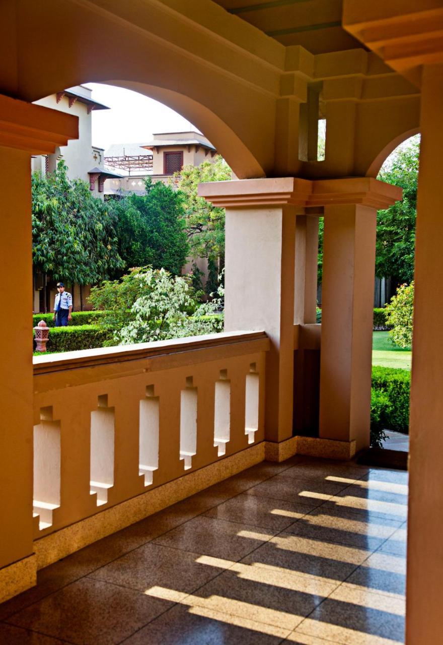 Mvt Guesthouse & Restaurant Vrindāvan المظهر الخارجي الصورة